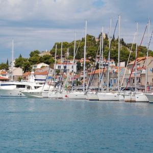 tribunj-boote-mieten-vodice